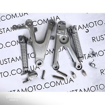 Yamaha YZF-R6 (2003-2005) - підніжки водія пари