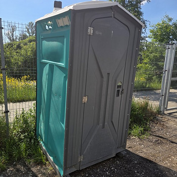 WC , välikäimla , biotualett , aia wc , suvila wc. MONDO
