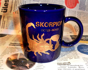 Ilus erksinine-kuldne suur kruus Scorpio, uus (2 foto / 7)