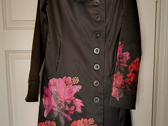 Desigual пальто