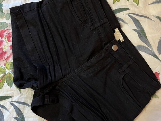 H&M черные шорты
