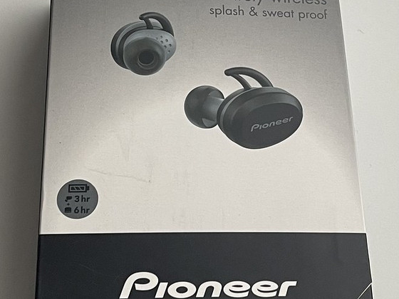 Pioneer E8 Truly Wireless Grey