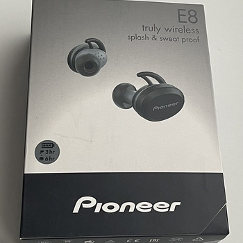 Pioneer E8 Truly Wireless Grey
