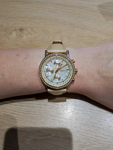 DKNY käekell Swarovski kristallidega (2 foto / 3)