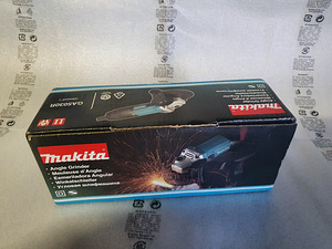 Шлифмашина 125 (1 фото из 2)