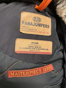 Женская пуховая парка parajumpers, M (3 фото из 4)