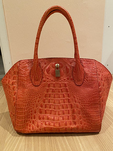 Сумка Furla оранжевого цвета (1 фото из 2)