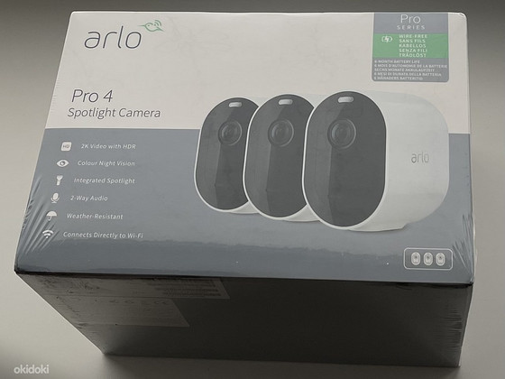 Arlo Pro 4 Spotlight Camera, 2K QHD, 3 pcs, White