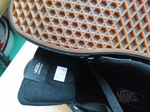 VANS 43N (3 фото из 3)