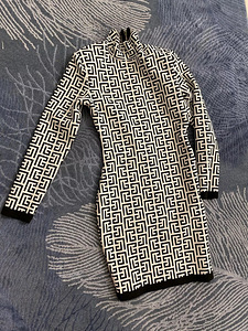 Новое платье Balmain (4 фото из 4)