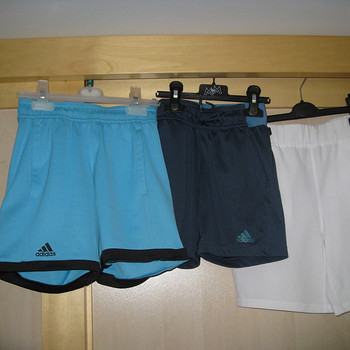 Продам детские спортивные рубашки и штаны ADIDAS, NIKE, HEAD