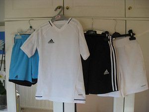 Müüa laste ADIDAS, NIKE , HEAD spordisärke ja pükse (4 foto / 5)