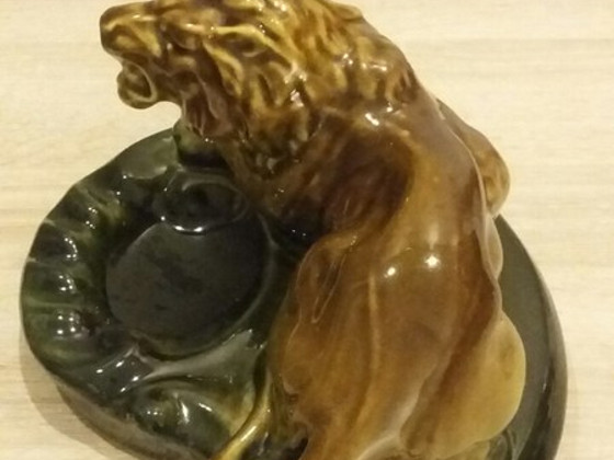 Большая статуэтка Лев (пепельница).