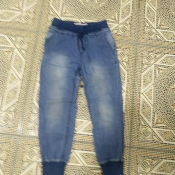Джинсы