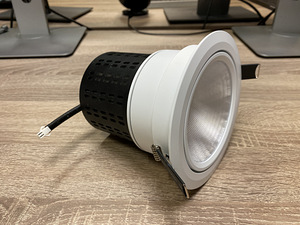 Suundvalgusti 25W LED 4000K 25* (dimmerdatav) (1 foto / 4)