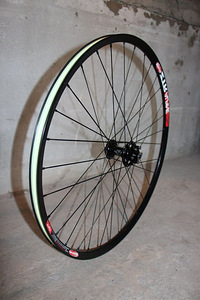 ZTR Alpine 26"x 23.2mm rattad FunWorks N-Light Boost IS Disc (3 foto / 5)