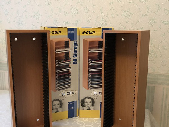 CD Riiulid Lauale või Seinale