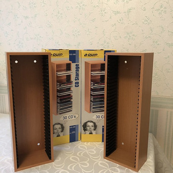 CD Riiulid Lauale või Seinale
