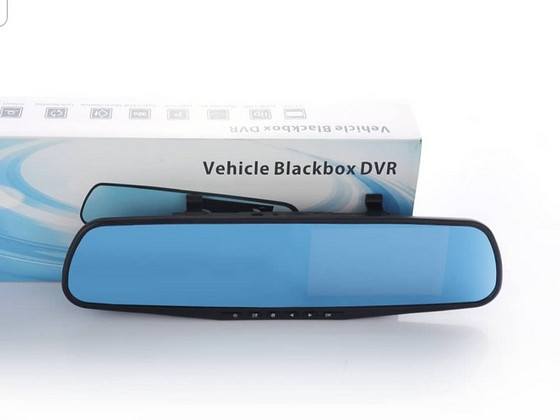Зеркальная камера Blackbox DVR 1080pHD