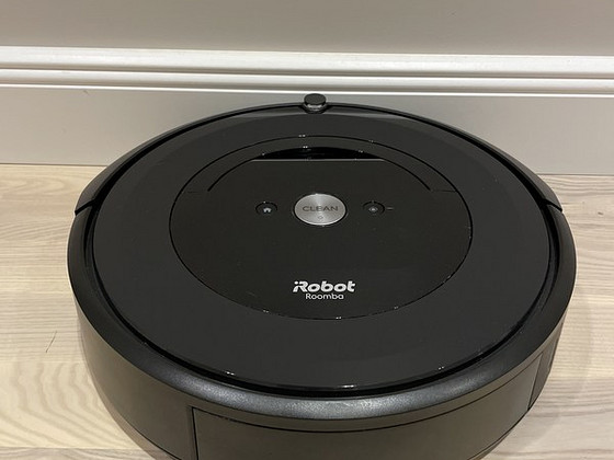 Robottolmuimeja iRobot Roomba e5