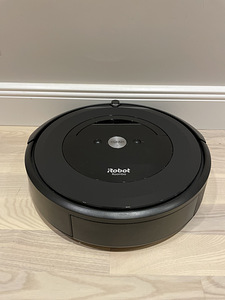 Робот-пылесос iRobot Roomba e5 (1 фото из 3)