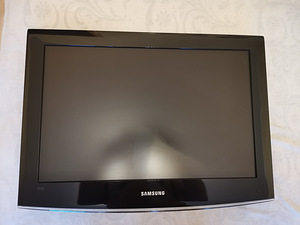 Продаю телевизор Samsung (4 фото из 4)