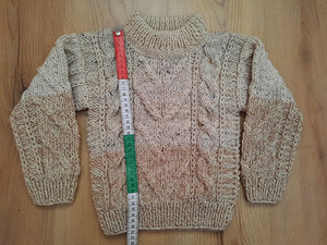 Käsitsi kootud laste kampsunid ja vestid. (7 foto / 10)