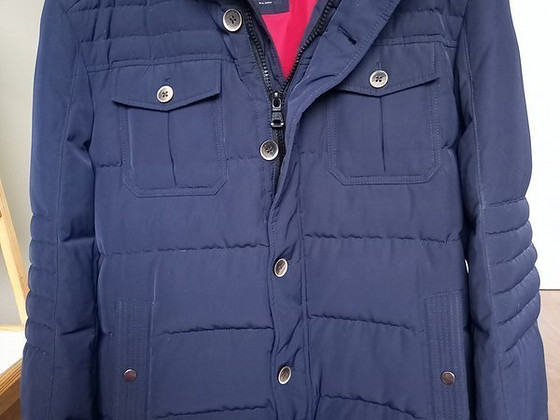 Пуховик мужской hugo Boss, s. 54