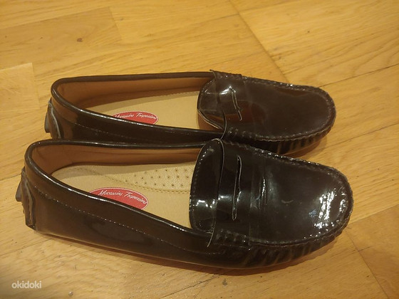 Les mocassins jalatsid / обувь