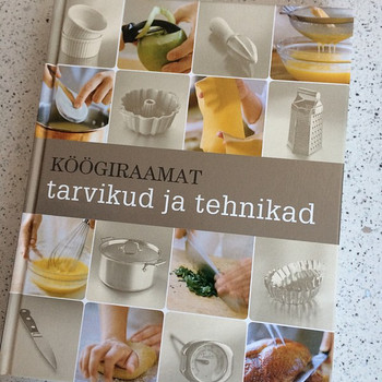 Köögiraamat tarvikud ja tehnikad