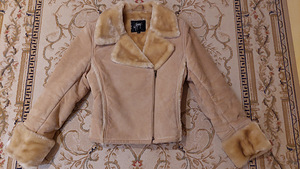 Продаю куртку (2 фото из 3)