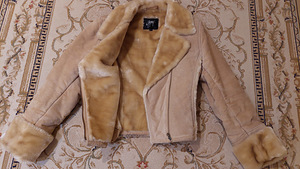 Продаю куртку (3 фото из 3)