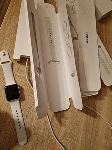 Apple watch 3 38mm white (1 фото из 1)