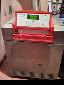 Котёл viessmann (29 кв) (1 фото из 2)