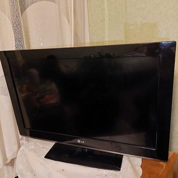 Телевизор LG 30 дюймов