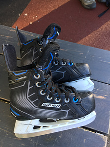 Hoki uisud Bauer, 31 (1 foto / 5)