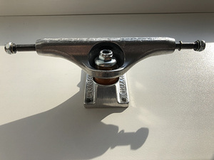 Independent 149 Standard 8.5" детали (6 фото из 8)