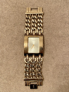 Guess kellad (3 foto / 5)