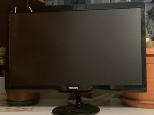 Monitor (1 foto / 1)