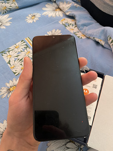 Motorola e 7 (2 foto / 3)