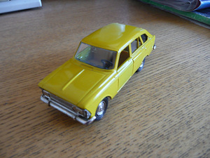 Automudel nsvl Moskvich-IZ-1500A12 kombi Kollane Haruldane (3 foto / 3)