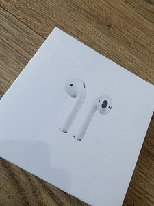 Airpods 2 (2 фото из 4)