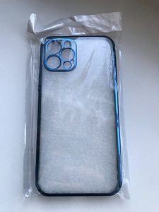 Чехол для iPhone 12/12 Pro (1 фото из 2)