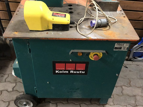 Armatuuri painutusmasin TRIAX PFX 42