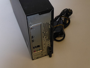 Lauaarvuti Acer Aspire XC-704 (4 foto / 5)