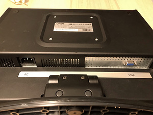 Ordi 19” lcd monitor (3 foto / 3)