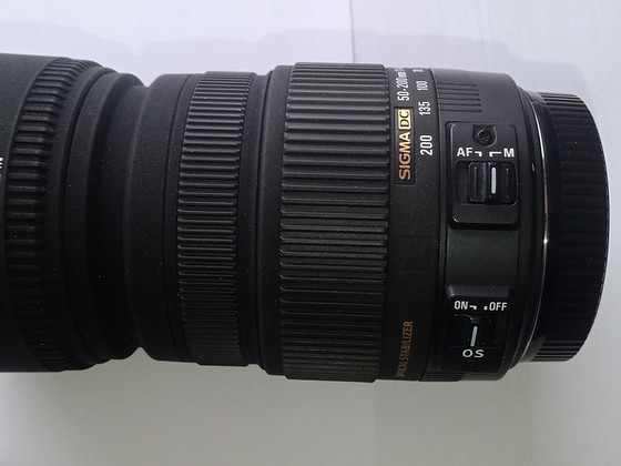 Sigma DC 50-200mm 1:4-5,6 hsm