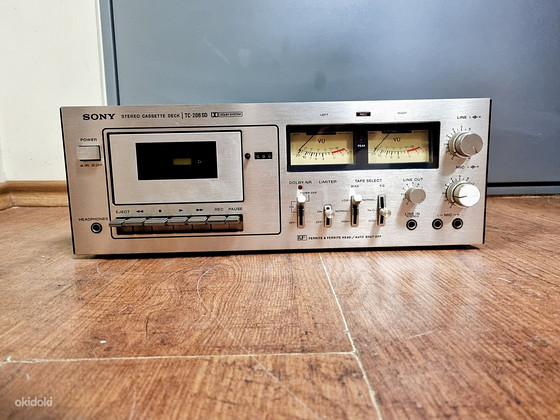 Кассетная стереодека Sony TC-206SD