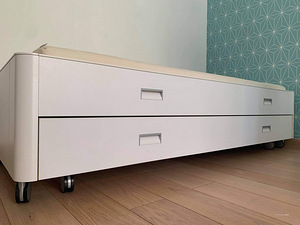 Ligne Roset voodi (2 foto / 4)