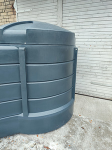 Новый резервуар для топлива - 2500L (5 фото из 8)